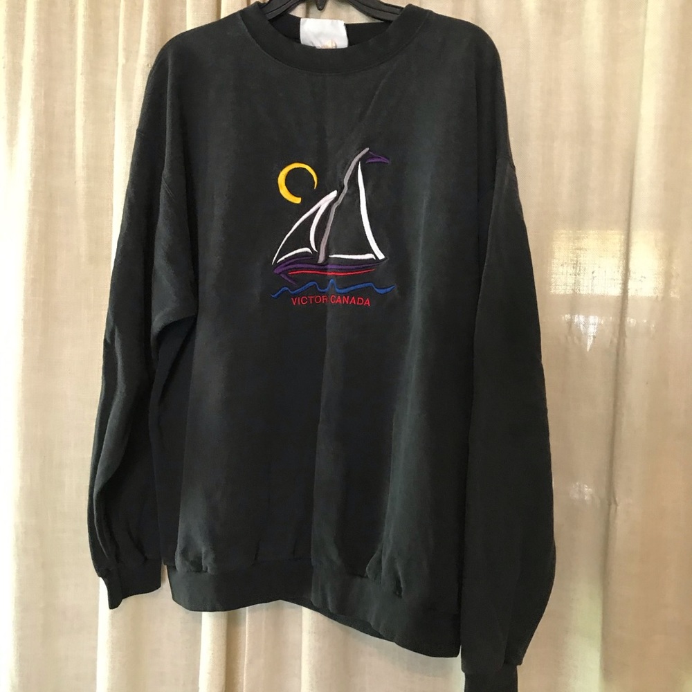 Victoria Canada sweatshirt. GUC